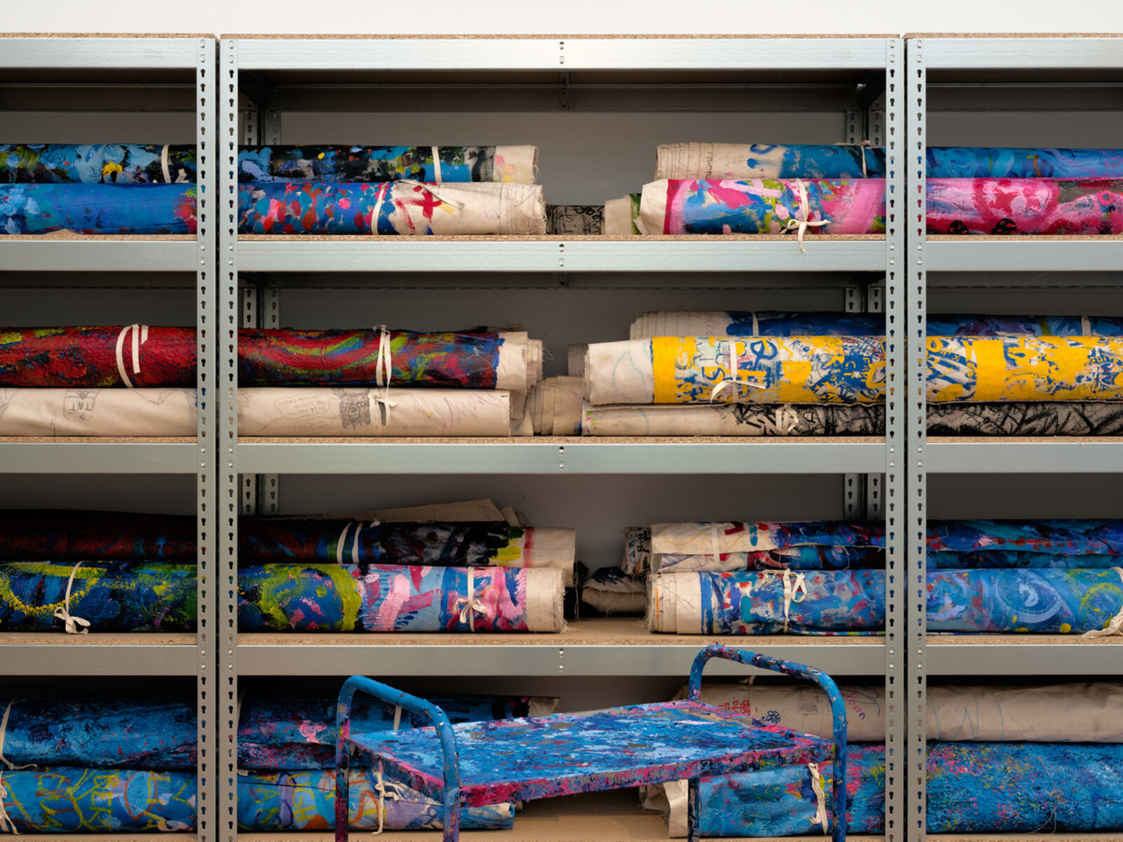  Installation view:&nbsp;Oscar Murillo.&nbsp;Collective Osmosis, DAS MINSK/Museum Barberini 
